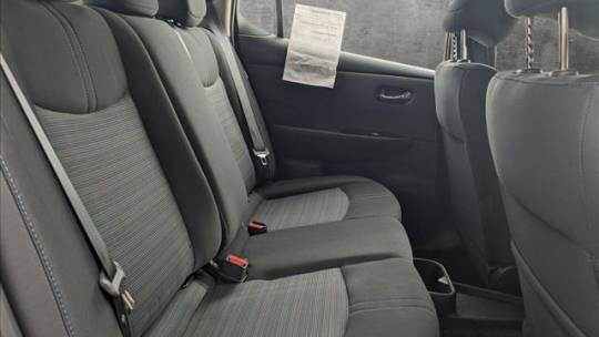 2022 Nissan LEAF SV 40 kWh