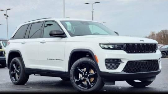 2023 Jeep Grand Cherokee Altitude 4x2 for sale in Columbus, OH
