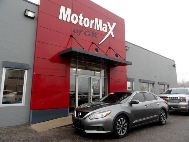 2016 Nissan Altima 2.5 SV for sale in Grandville, MI