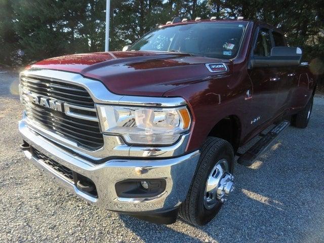 2019 RAM 3500 Big Horn Crew Cab 4x4 8 Box