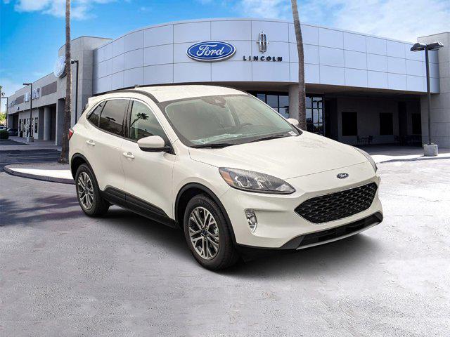 2022 Ford Escape SEL's photo