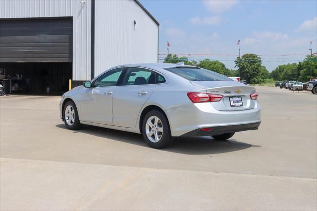 2022 Chevrolet Malibu FWD LT