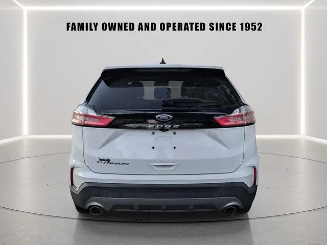 2021 Ford Edge Titanium