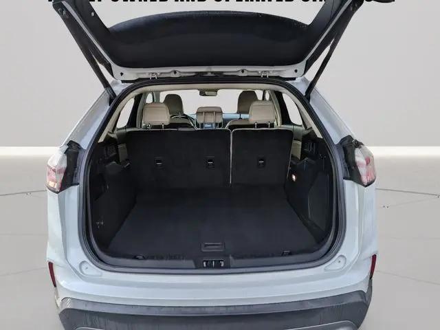 2021 Ford Edge Titanium