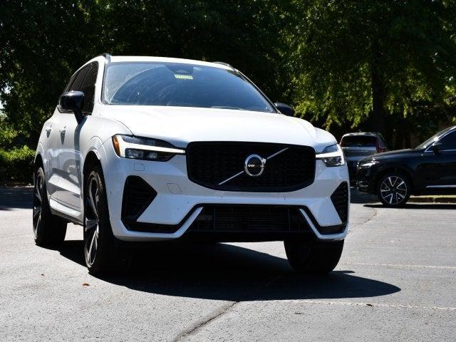 2022 Volvo XC60 Recharge Plug-In Hybrid T8 R-Design Extended Range 2022 Volvo XC60 Recharge Plug-In Hybrid T8 R-Design Extended Range
