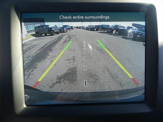 2022 Jeep Cherokee CHEROKEE LATITUDE LUX 4X4