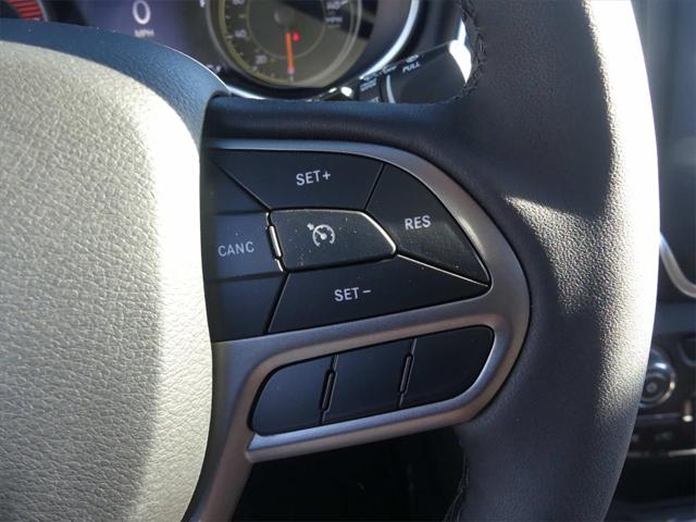 2022 Jeep Cherokee CHEROKEE LATITUDE LUX 4X4