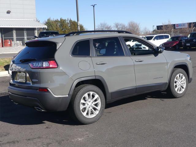 2022 Jeep Cherokee CHEROKEE LATITUDE LUX 4X4