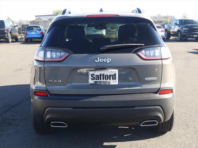 2022 Jeep Cherokee CHEROKEE LATITUDE LUX 4X4