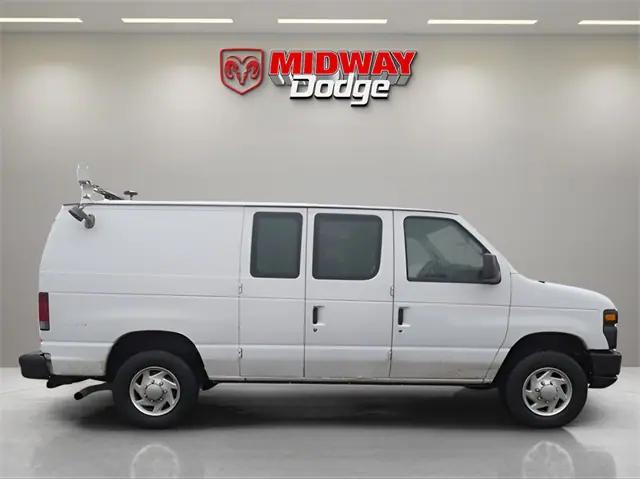 2013 Ford E-350 Super Duty Commercial