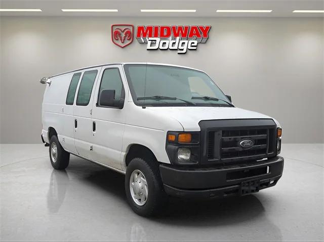 2013 Ford E-350 Super Duty Commercial