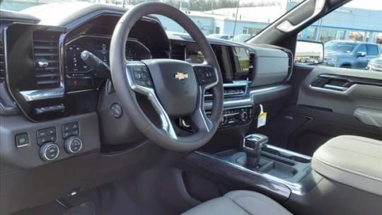 2023 Chevrolet Silverado 1500 4WD Crew Cab Short Bed LTZ