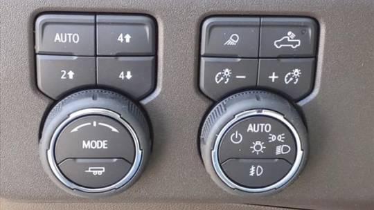 2023 Chevrolet Silverado 1500 4WD Crew Cab Short Bed LTZ