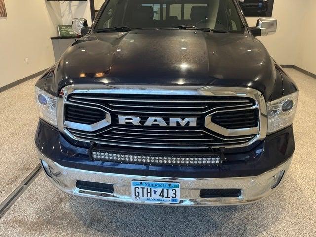 2017 RAM 1500 Limited Crew Cab 4x4 64 Box 2017 RAM 1500 Limited Crew Cab 4x4 64 Box
