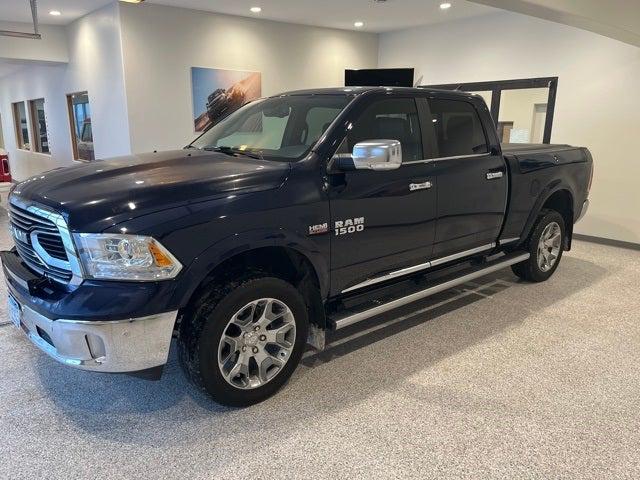 2017 RAM 1500 Limited Crew Cab 4x4 64 Box 2017 RAM 1500 Limited Crew Cab 4x4 64 Box