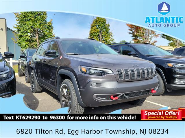 2022 Jeep Cherokee CHEROKEE TRAILHAWK 4X4