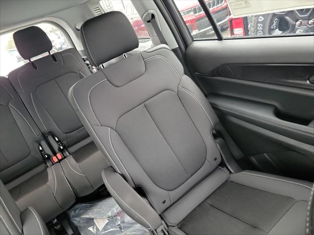 2023 Jeep Grand Cherokee GRAND CHEROKEE L LAREDO 4X4