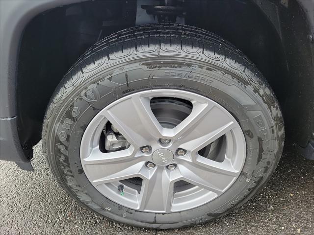 2022 Jeep Compass COMPASS LATITUDE 4X4