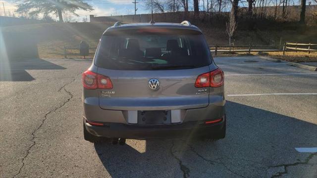 2011 Volkswagen Tiguan SE