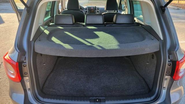 2011 Volkswagen Tiguan SE