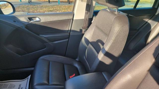 2011 Volkswagen Tiguan SE