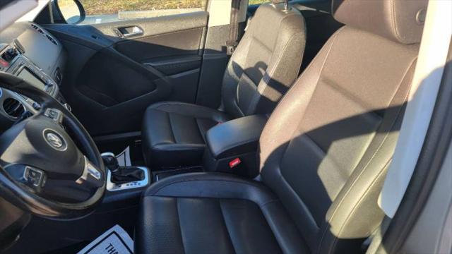2011 Volkswagen Tiguan SE