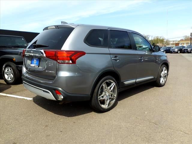 2019 Mitsubishi Outlander ES