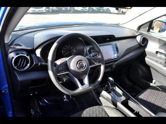 2021 Nissan Kicks SV Xtronic CVT