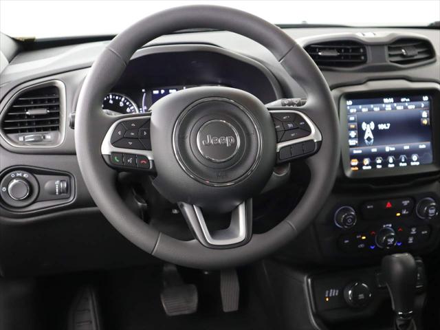 2022 Jeep Renegade RENEGADE LATITUDE 4X4