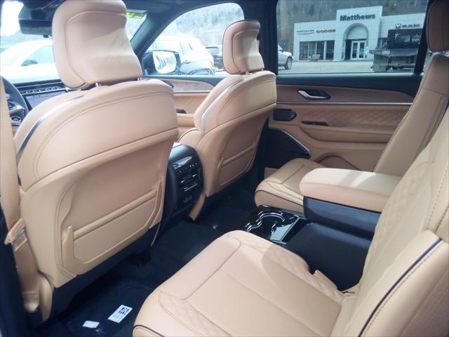 2023 Jeep Grand Cherokee GRAND CHEROKEE L SUMMIT RESERVE 4X4