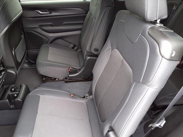 2023 Jeep Grand Cherokee GRAND CHEROKEE L LAREDO 4X4