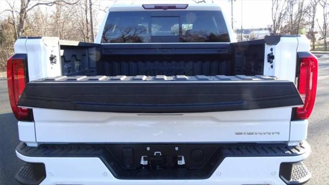 2023 GMC Sierra 1500 4WD Crew Cab Short Box Denali