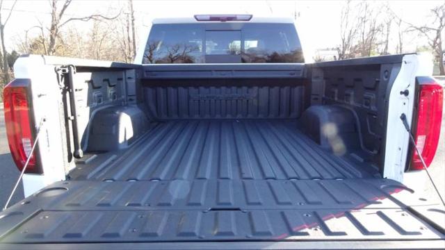 2023 GMC Sierra 1500 4WD Crew Cab Short Box Denali