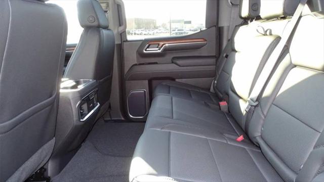 2023 GMC Sierra 1500 4WD Crew Cab Short Box Denali