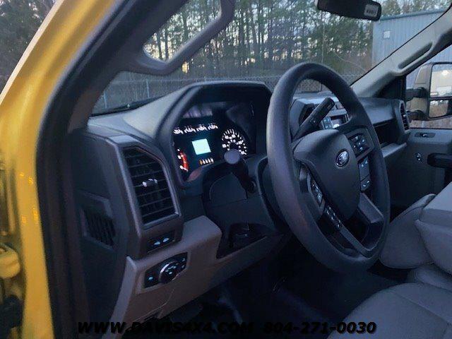 2022 Ford F-550 XL