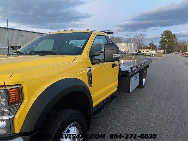 2022 Ford F-550 XL