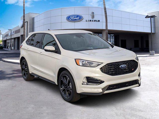 2022 Ford Edge ST's photo