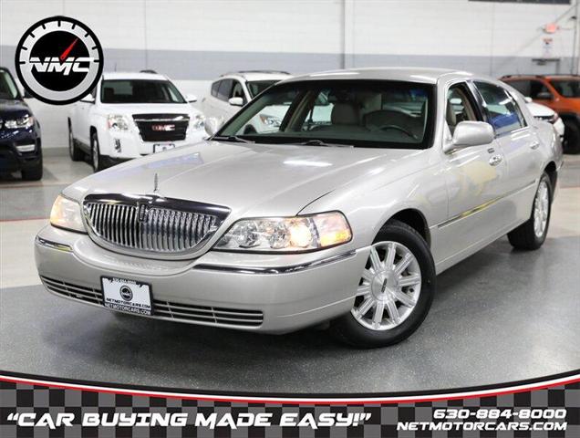2010 Lincoln Town Car Signature Limited for sale in Addison, IL