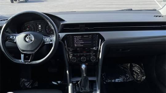 2020 Volkswagen Passat 2.0T SE