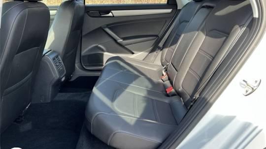 2020 Volkswagen Passat 2.0T SE