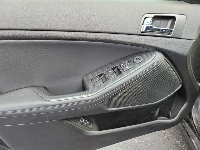 2012 Kia Optima SX