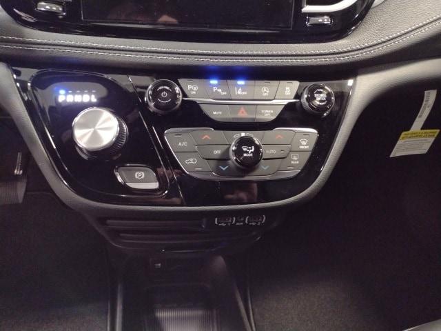 2023 Chrysler Pacifica PACIFICA TOURING L AWD