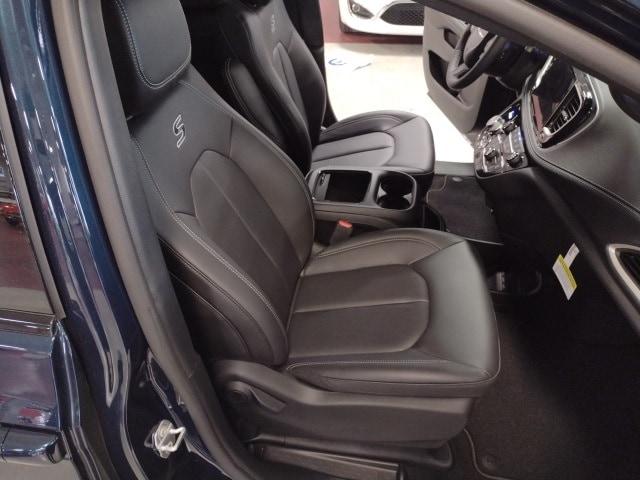 2023 Chrysler Pacifica PACIFICA TOURING L AWD