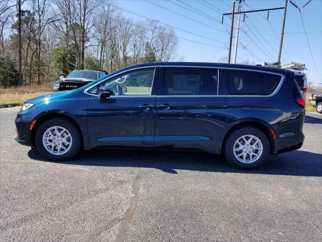 2023 Chrysler Pacifica PACIFICA TOURING L