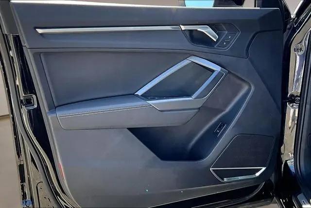 2020 Audi Q3 Prestige 45 TFSI S line quattro Tiptronic