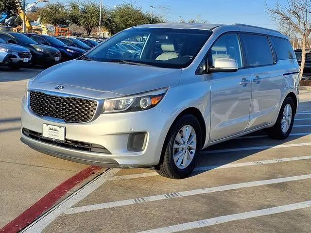 2017 Kia Sedona LX