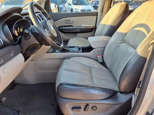 2017 Kia Sedona LX