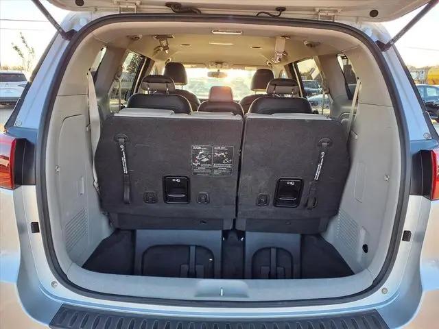 2017 Kia Sedona LX