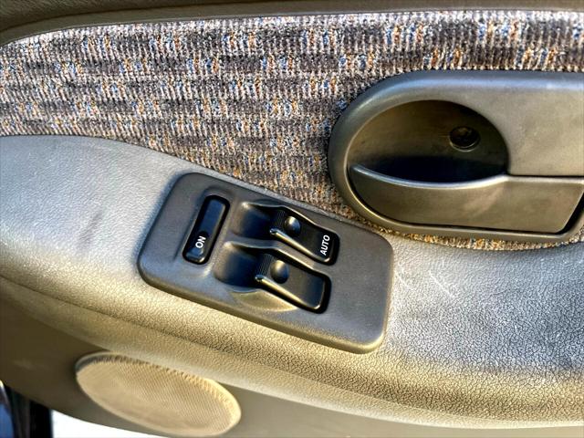 1997 Mazda 323 Carol