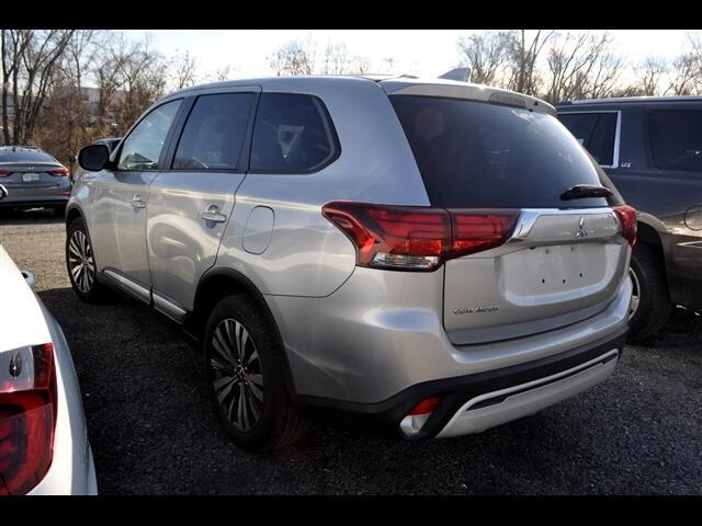 2020 Mitsubishi Outlander SE 2.4